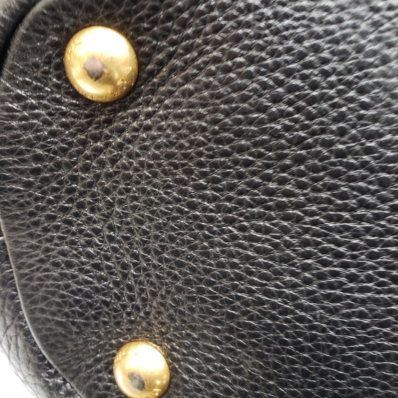 PRADA - Picture 7 of 8